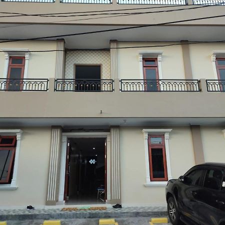 M1 Residence Manado Extérieur photo