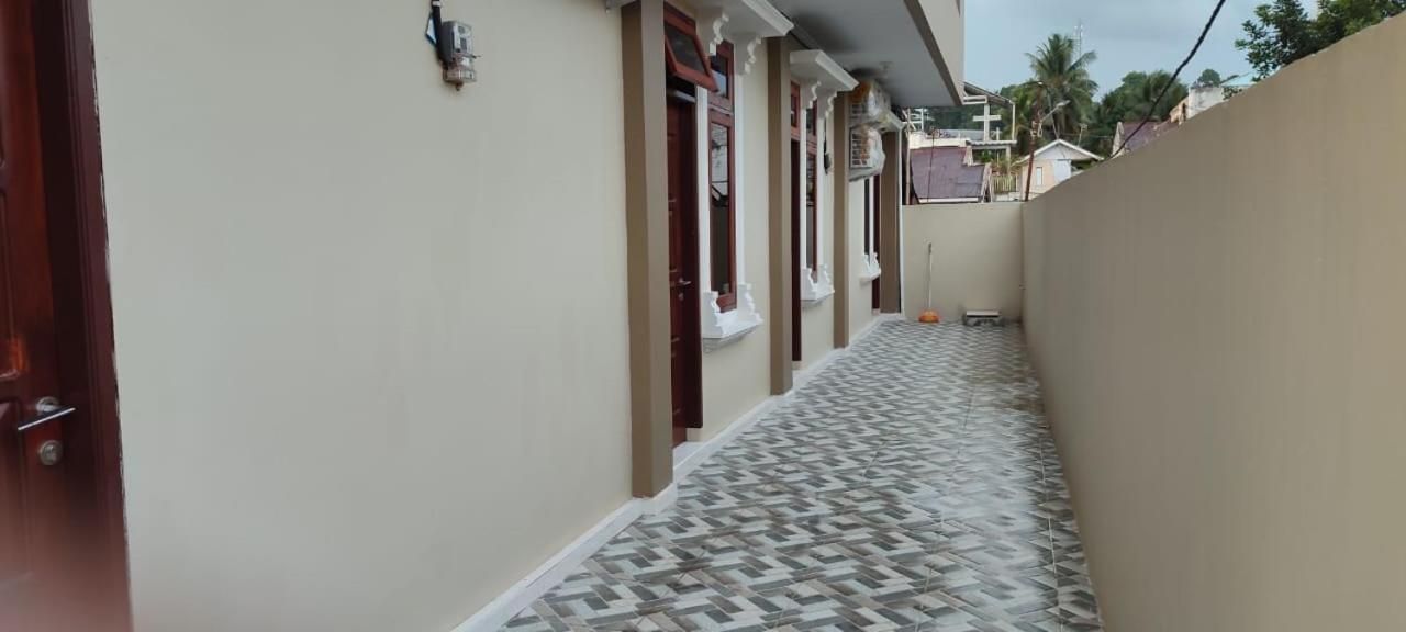 M1 Residence Manado Extérieur photo